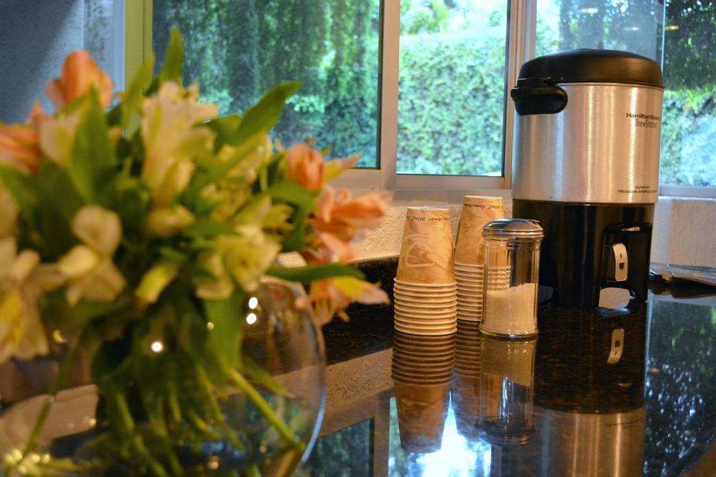 Eco Express Hotel Zamora Zamora de Hidalgo Ruang foto